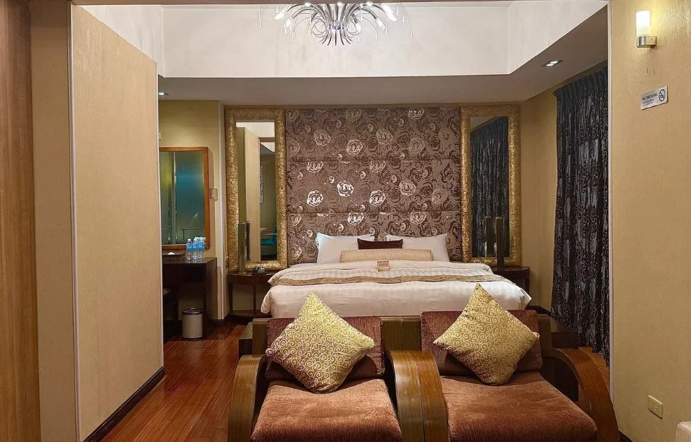 The Royal Mandaya Hotel